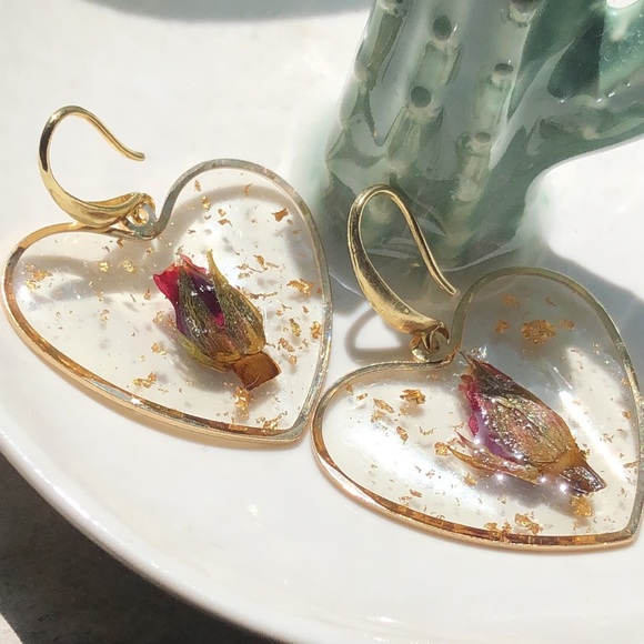 Pressed Flower Earrings - Picture 3 of 7